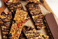 Copycat KIND Bar Recipe: Homemade Nut & Fruit Snack Bars