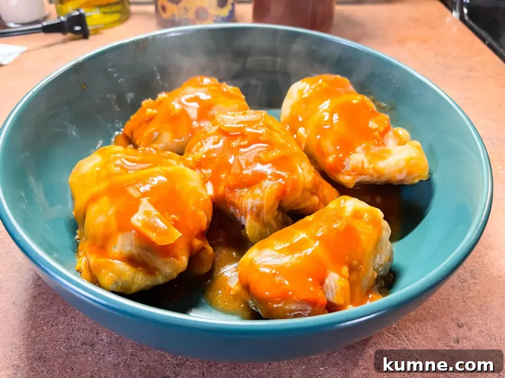 Slow-Cooker Cabbage Rolls with Savory Tomato Sauce 2 Crockpot Cabbage Rolls
