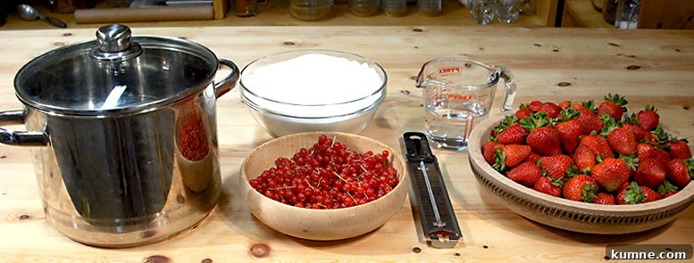 Strawberry Jam Ingredients