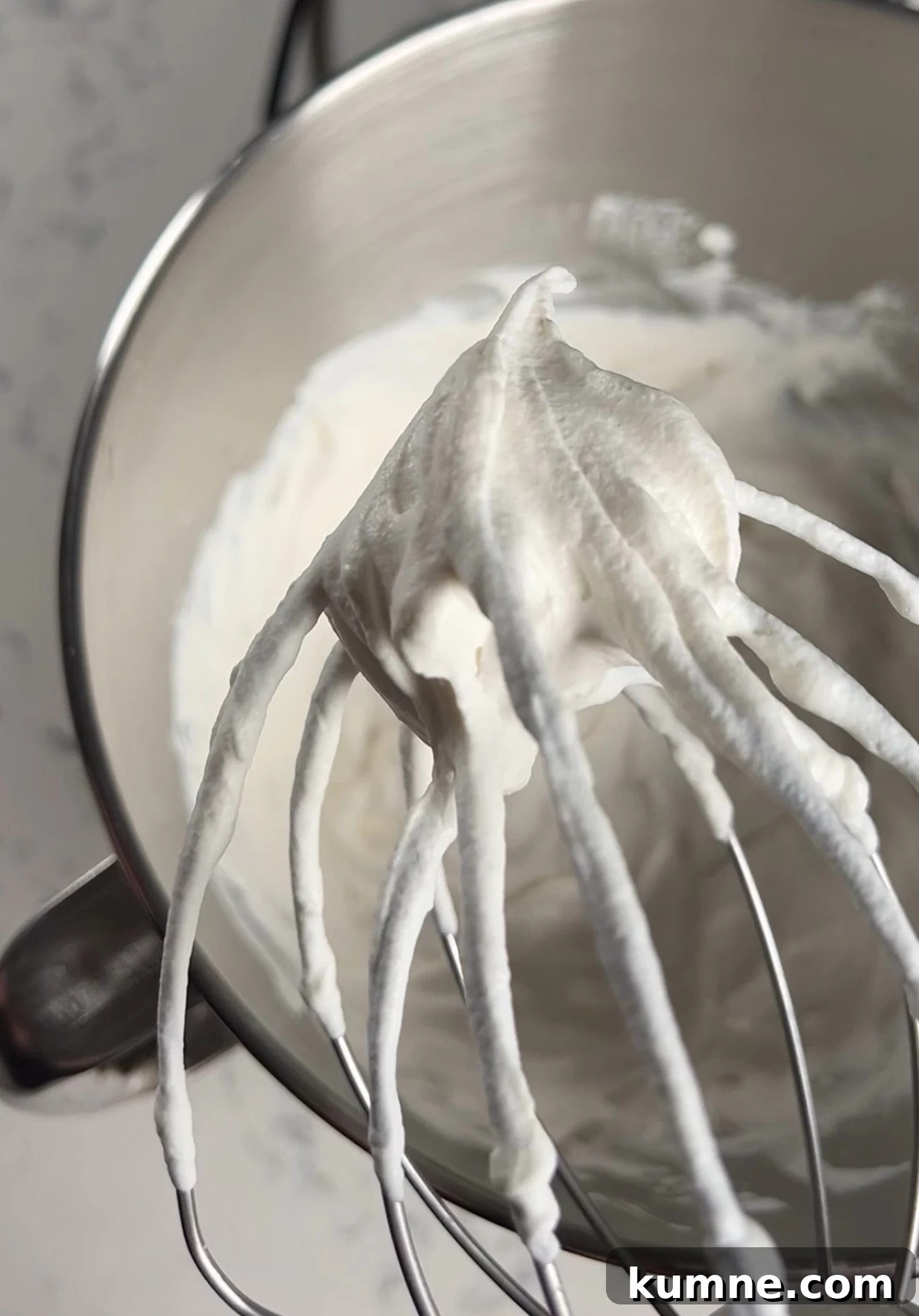 Salted Caramel Hazelnut Fastelavnsboller Recipe 18 Whipping cream to stiff peaks.