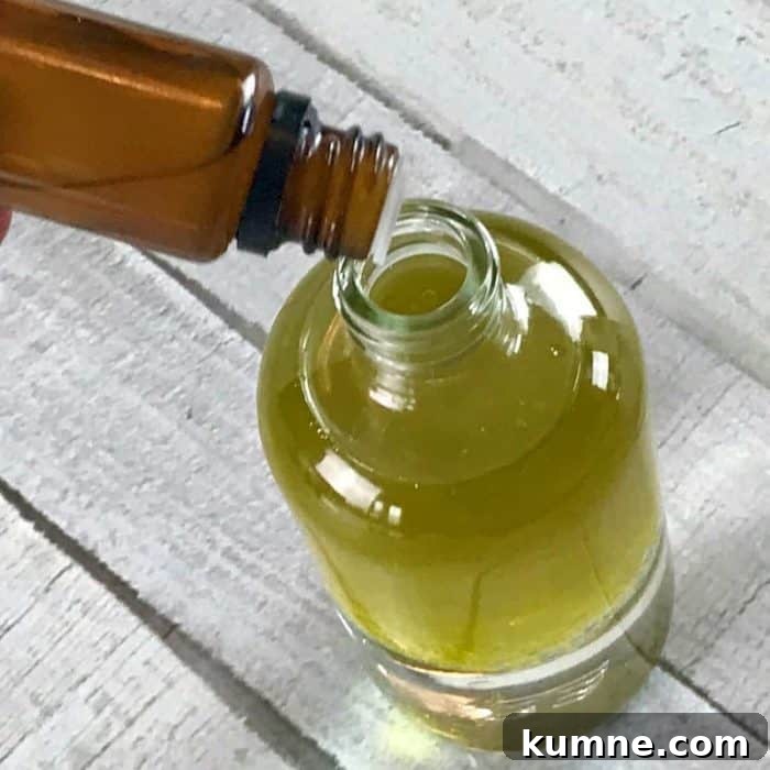 How to Polish Stainless Steel to a Mirror Shine 5 DIY Stainless Steel Polish- easy, 3 ingredient cleaning recipe. Natural, non-toxic, made with essential oils. Gets rid of fingerprints, smudges, dirt and grime. Creates clean, sparkly, shiny finish free of fingerprints and smudges. essential oil recipe, essential oil DIY, natural cleaning, essential oil cleaning, doTERRA, Young Living, Plant Therapy