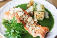 Baked Salmon with Watercress Sauce to Boost Energy