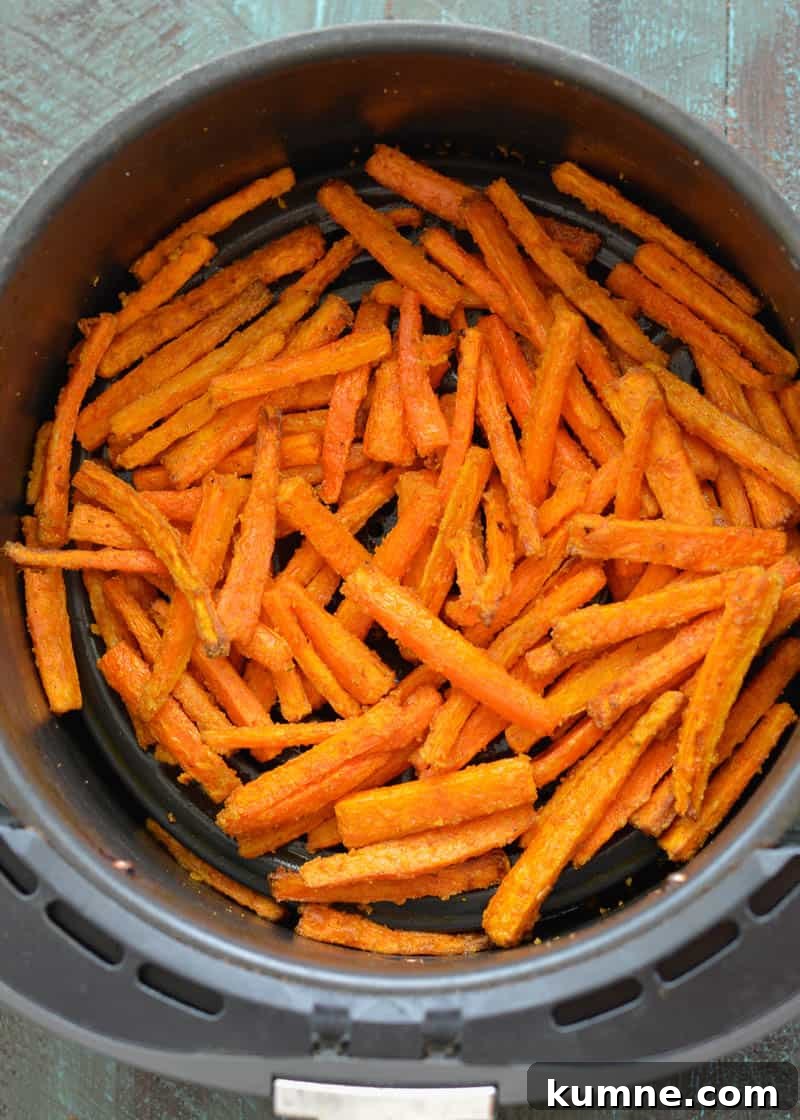 Crispy Air Fryer Carrots with Honey and Garlic 6 Try these Air Fryer Carrots for a healthy side dish ready in about 10 minutes!