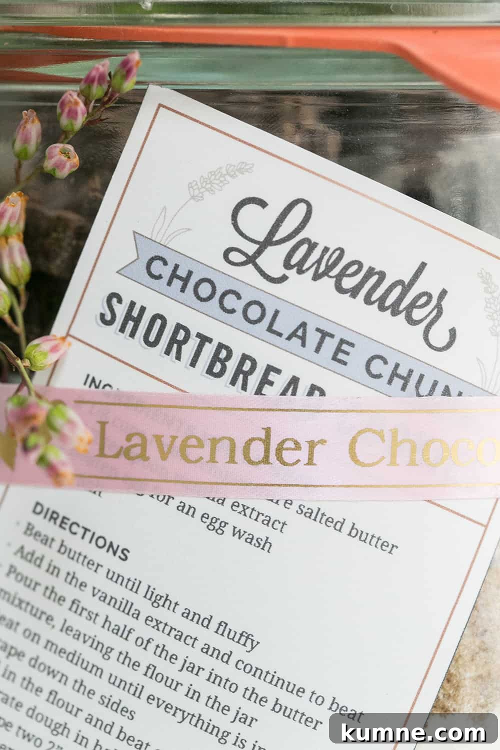 close up of label for cookie in a jar mix