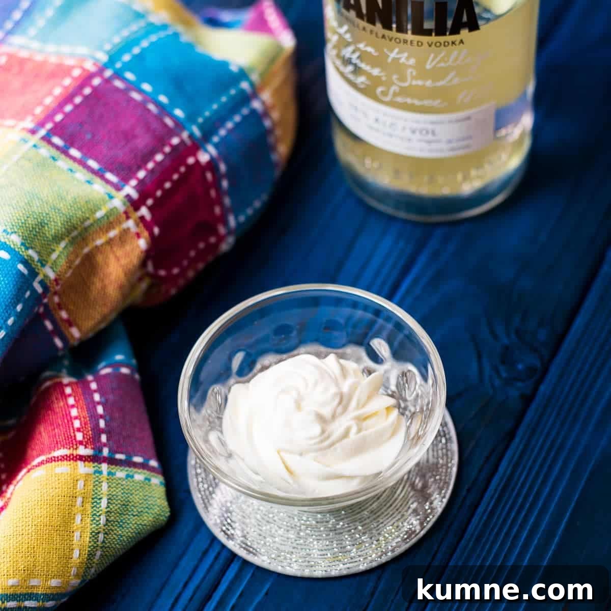 Beautifully piped rosette of whipped cream with vodka flavor.