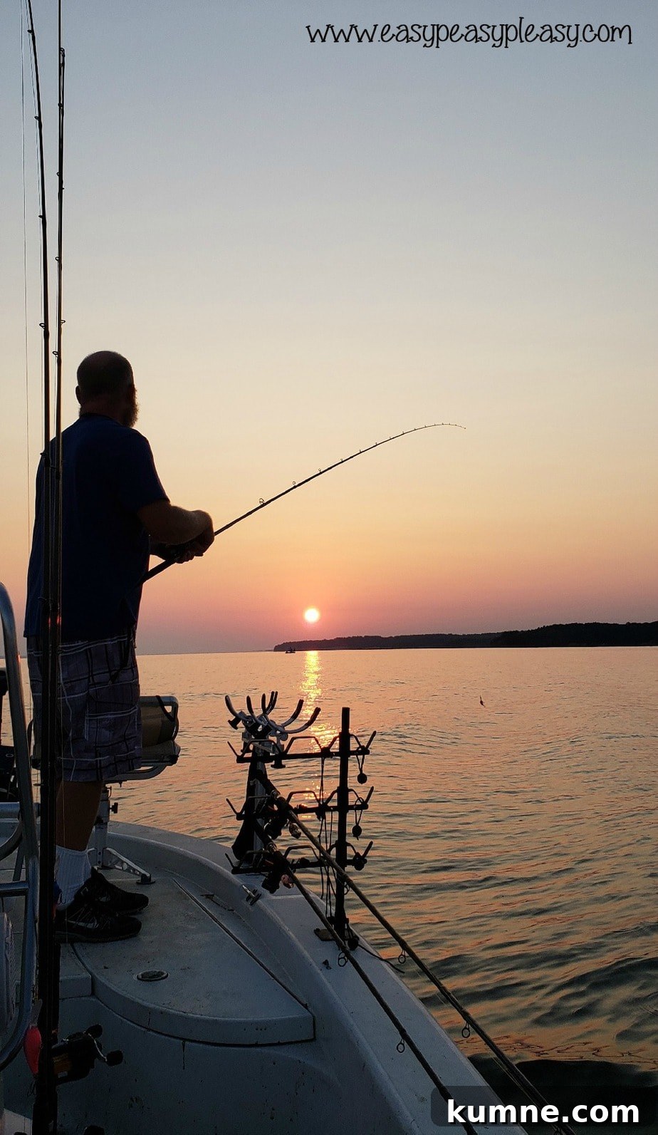 Crispy Parmesan-Crusted Crappie Recipe for Pan-Frying 6 The Crappie Master at work with the sunrise. Mississippi crappie line up to get on his boat.