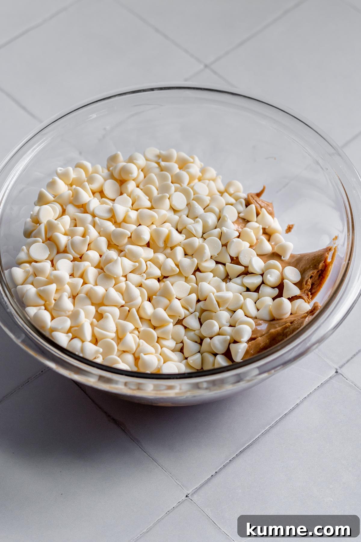 Peanut Butter Marshmallow Fluff Fudge (Fluffernutter) 5 White chocolate chips added to the peanut butter.