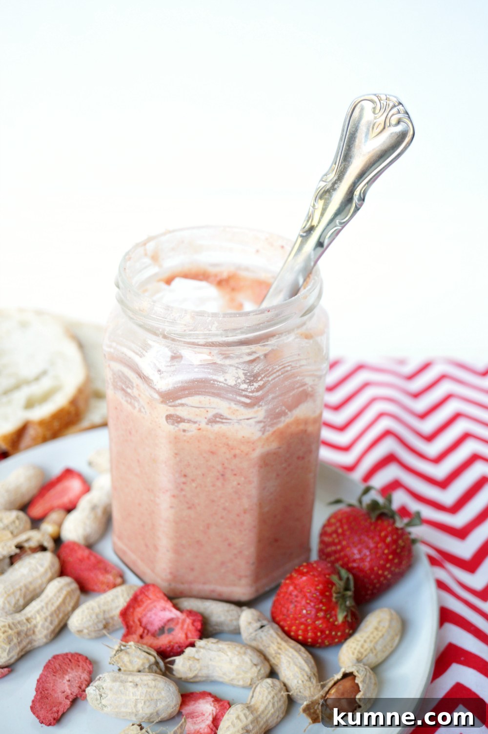 homemade strawberry peanut butter | The Baking Fairy