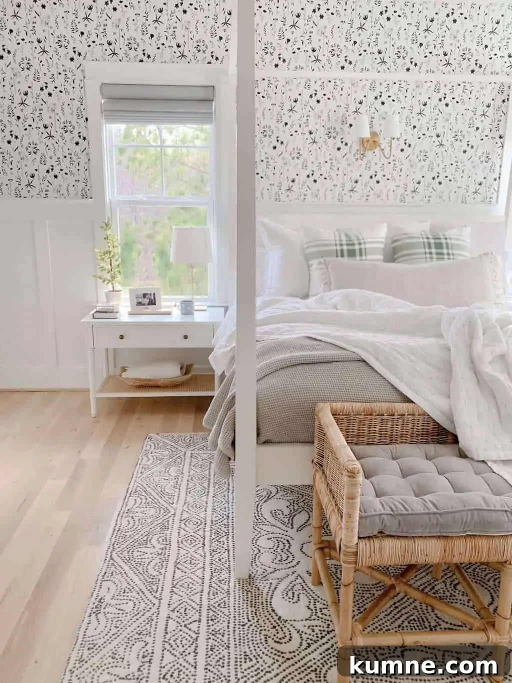 12 Gorgeous Board and Batten Bedroom Wall Ideas You’ll Love 3 board and batten bedroom wall